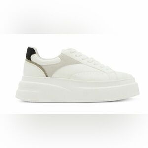 Steve Madden Flocked Out Venture Platform White Platform Sneakers size 9-NEW